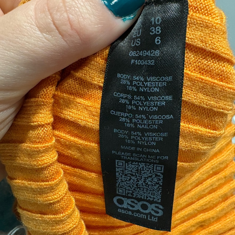 Vibrant Orange Ribbed Knit Top - Picture 6 of 6